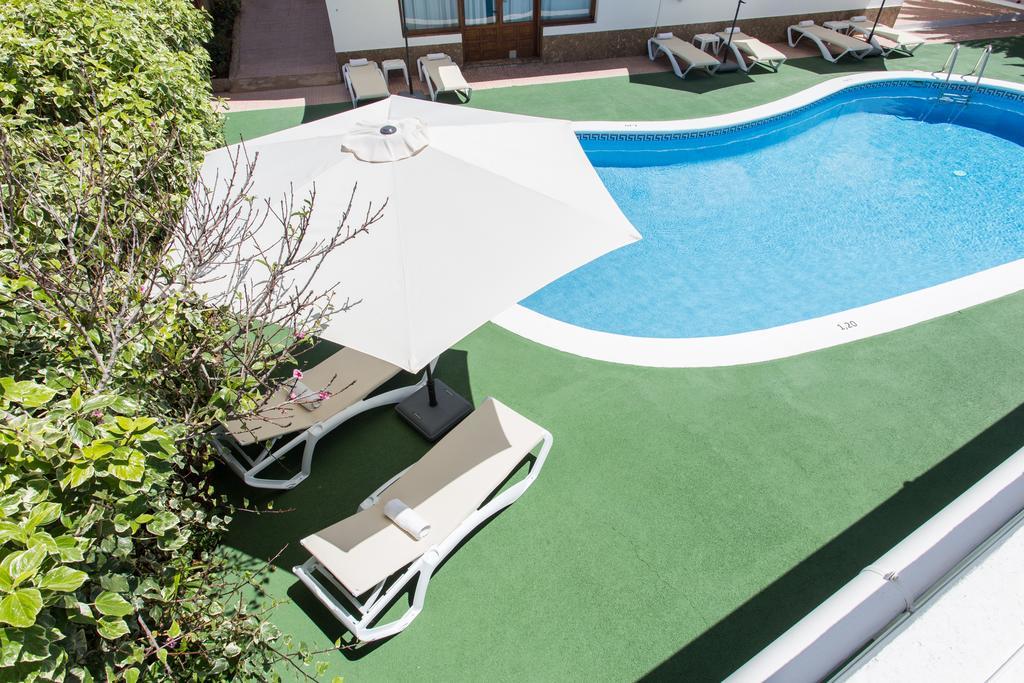 Apartamentos Sofia Эс-Кана Экстерьер фото