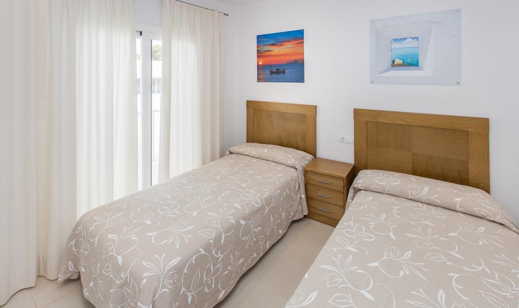 Apartamentos Sofia Эс-Кана Экстерьер фото